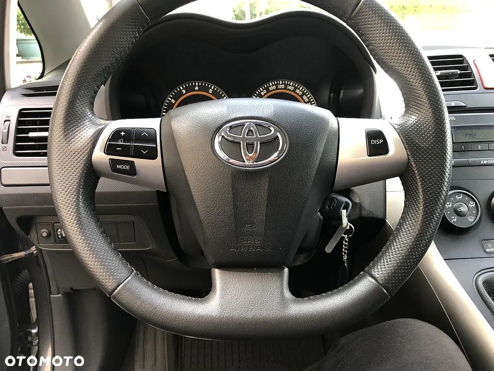 Toyota Auris - 20