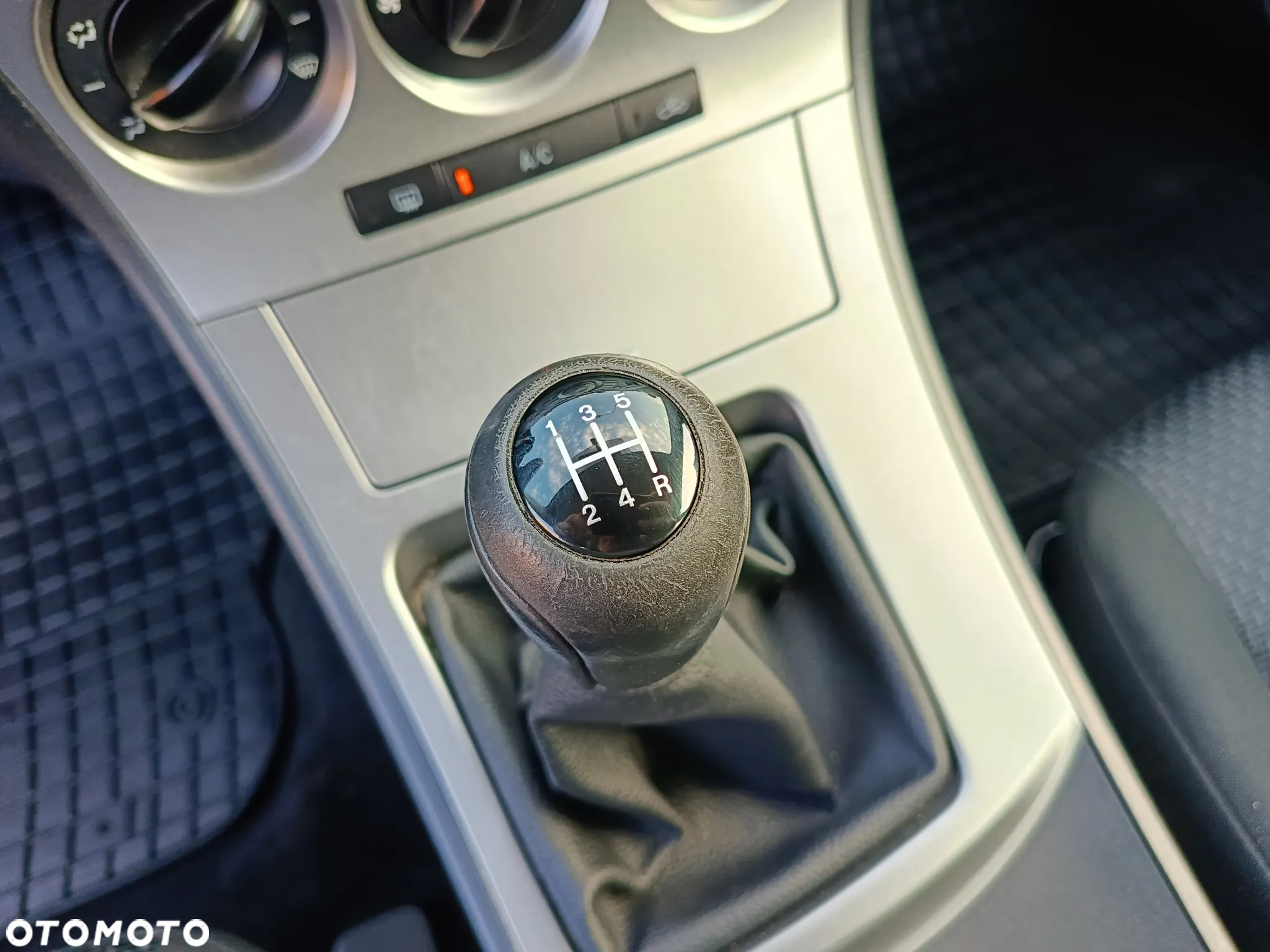 Mazda 3 1.6 Active - 32