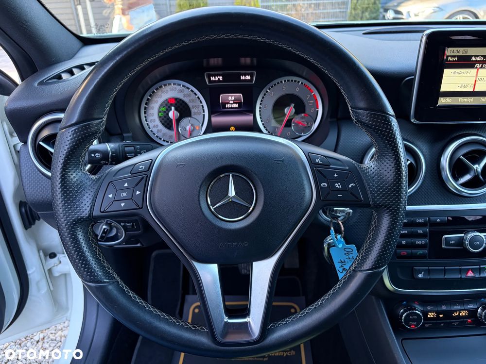 Mercedes-Benz Klasa A 200 (BlueEFFICIENCY) Urban - 22