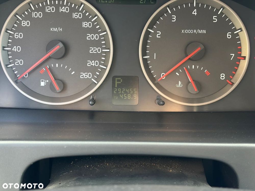 Volvo V50 2.4 - 10