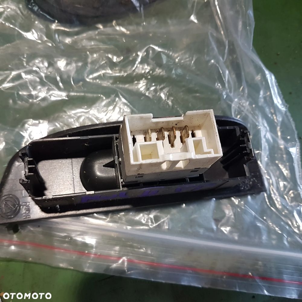 klamka rączka otwierania zawias rygel przełącznik szyb drzwi multipla I II - 9