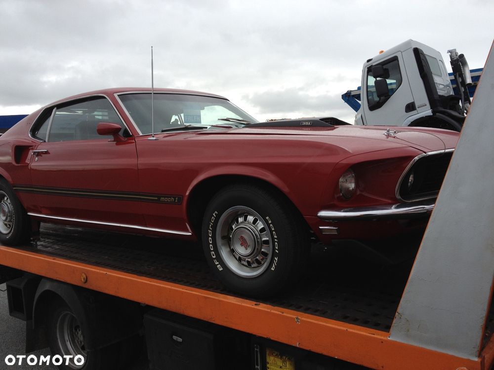 Ford Mustang - 14