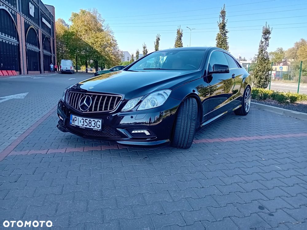 Mercedes-Benz Klasa E 350 CGI Coupe BlueEFFICIENCY 7G-TRONIC Elegance - 5