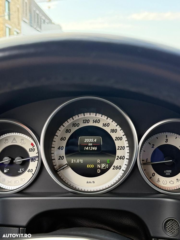 Mercedes-Benz E 200 CDI 7G-TRONIC Avantgarde - 12