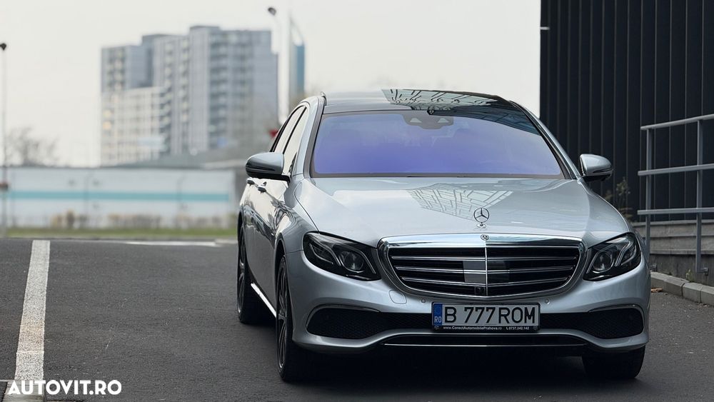 Mercedes-Benz E 300 - 1