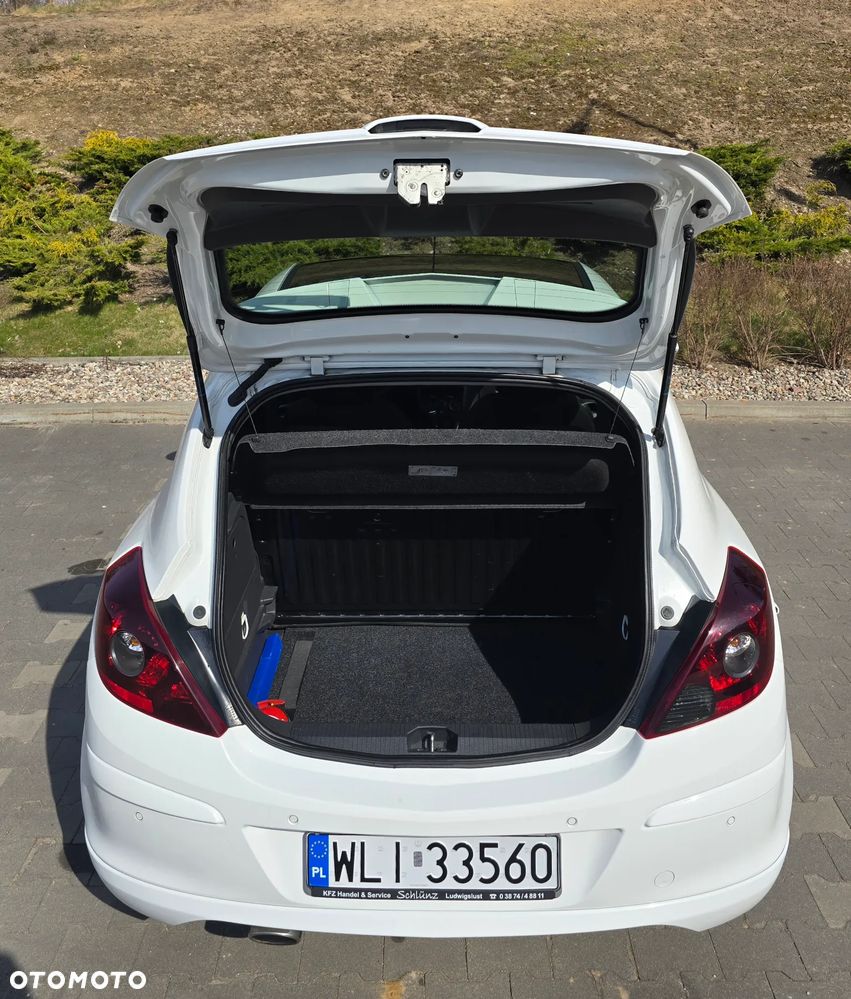 Opel Corsa 1.2 16V Sport - 9