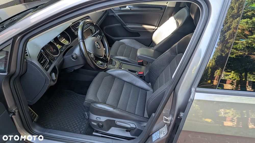 Volkswagen Golf 1.4 TSI BMT Highline DSG - 9