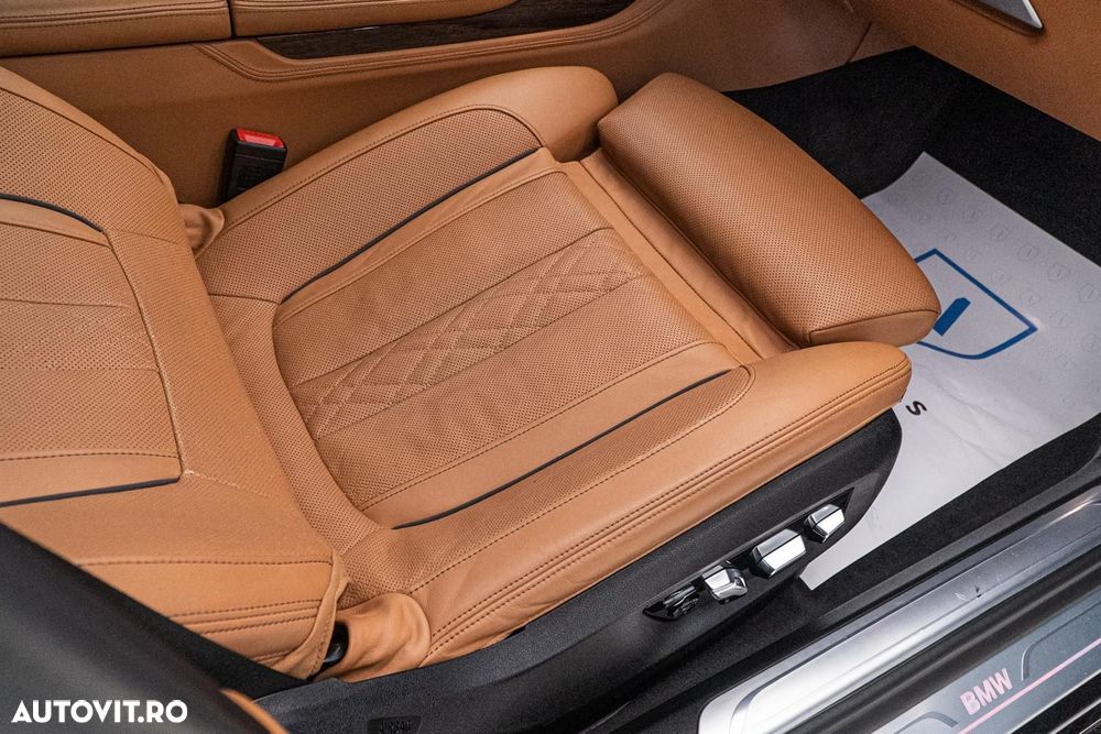BMW Seria 7 730Ld xDrive - 41