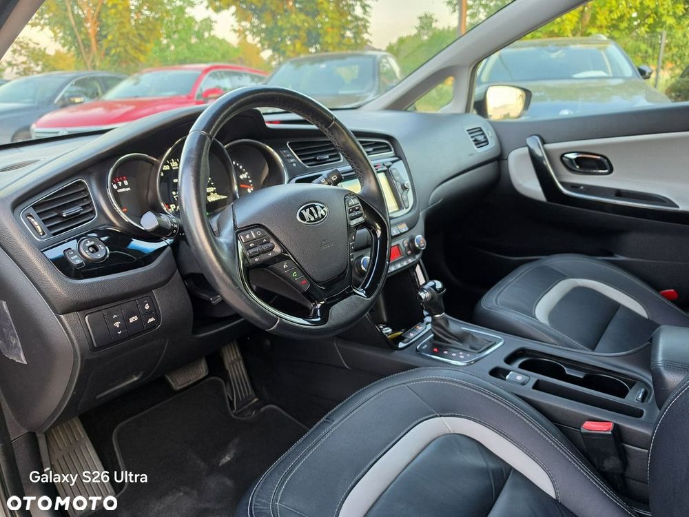 Kia Ceed - 27