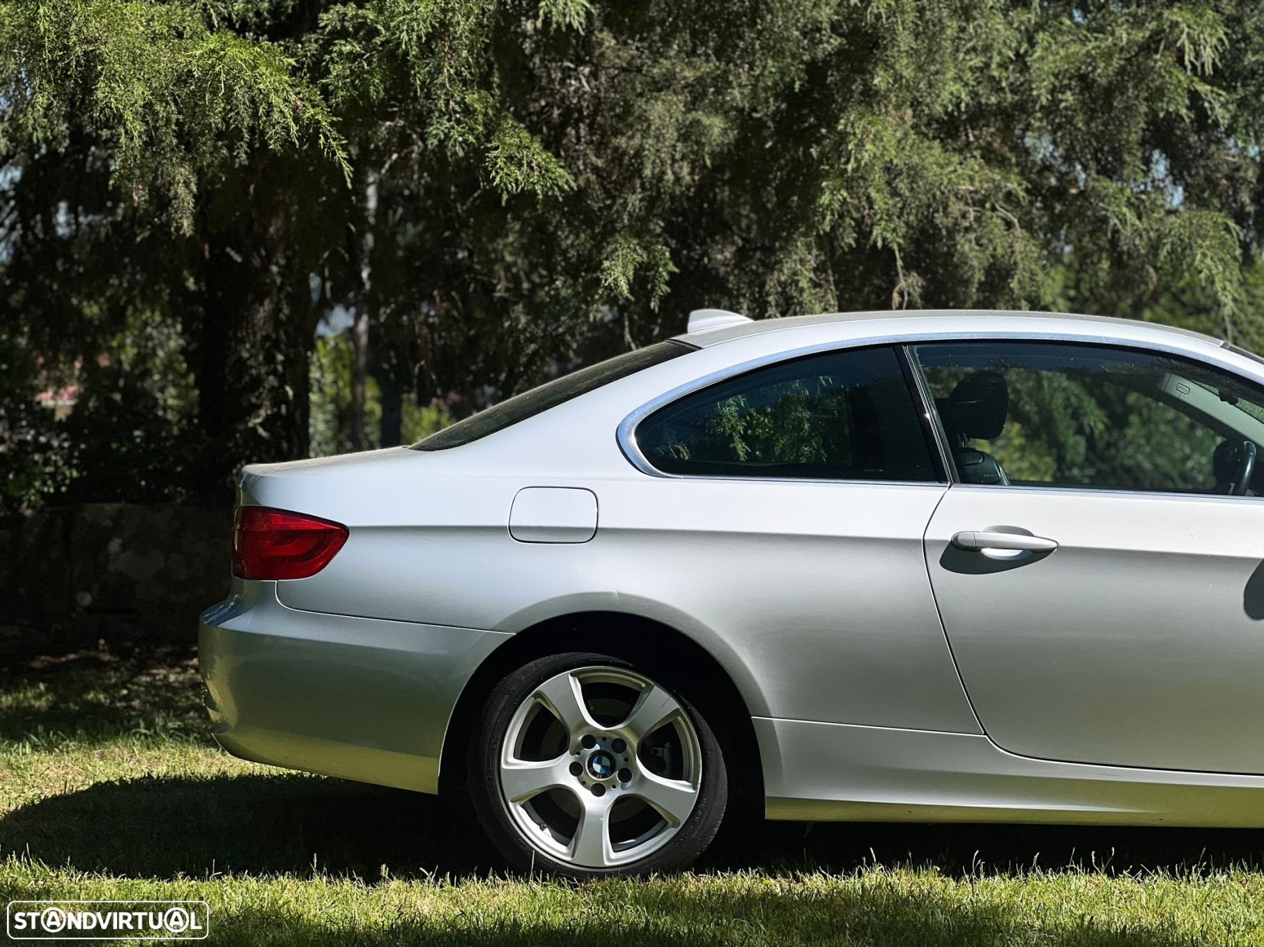 BMW 320 d Coupe Edition Exclusive - 16