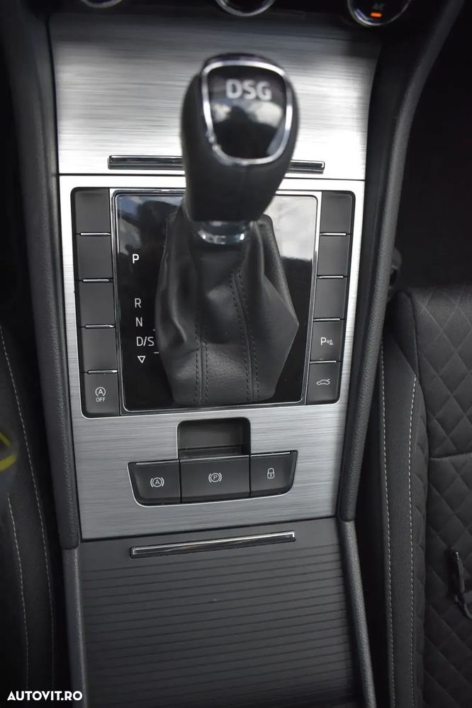 Skoda Superb 2.0 TDI DSG Ambition - 31