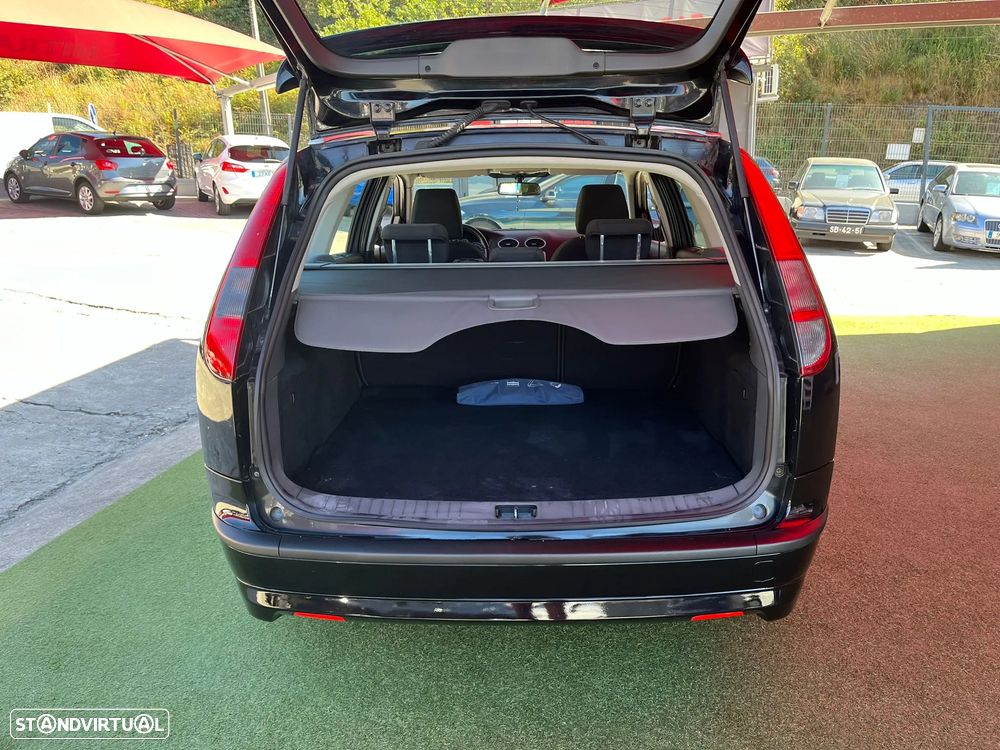 Ford Focus SW 1.6 TDCi Titanium - 5