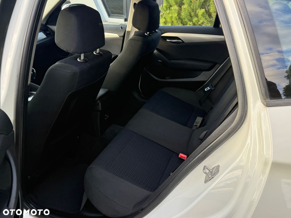 BMW X1 xDrive20d - 10