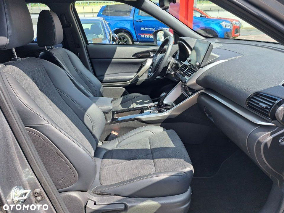 Mitsubishi Eclipse Cross - 10