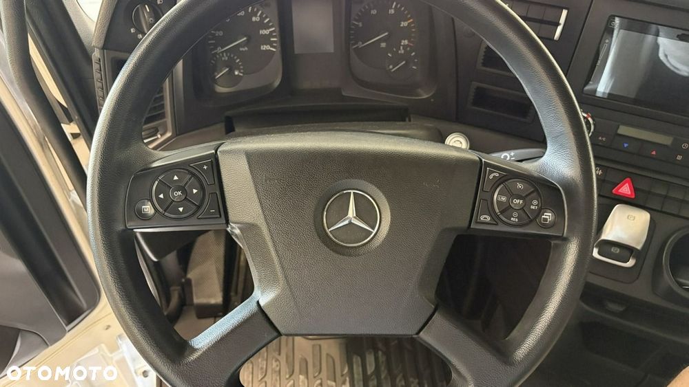 Mercedes-Benz Actros - 15