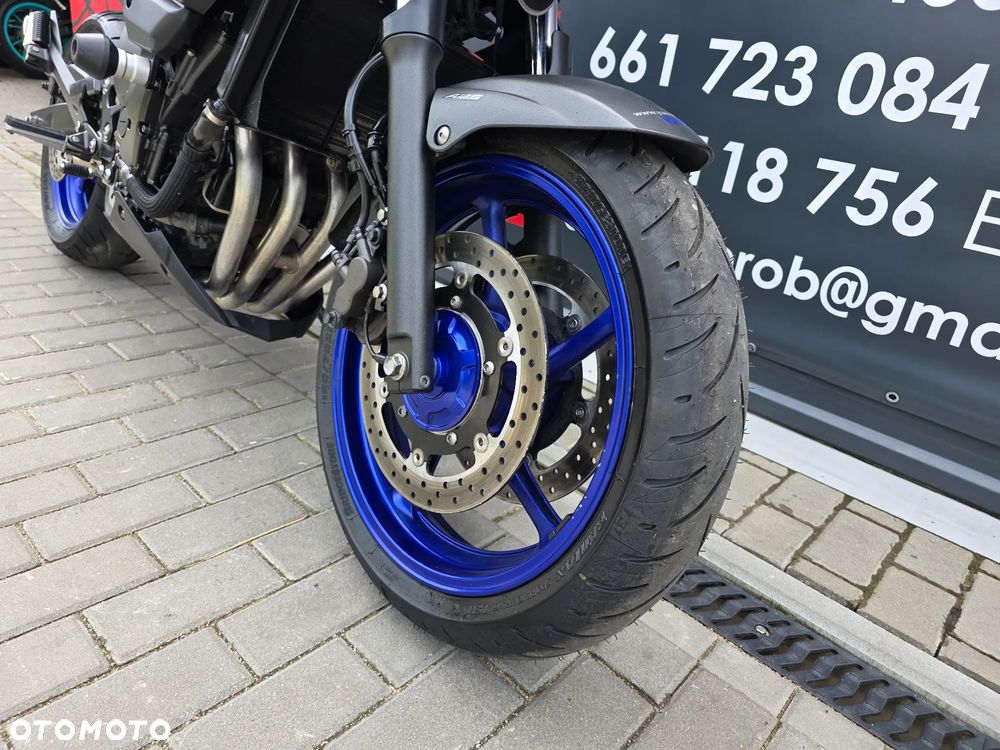 Yamaha XJ - 22