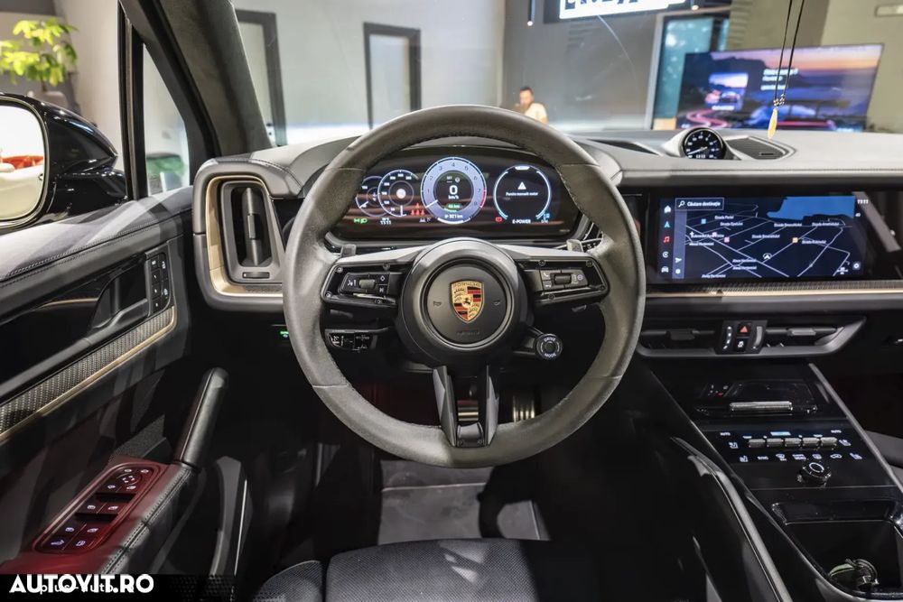 Porsche Cayenne Turbo E-Hybrid - 13