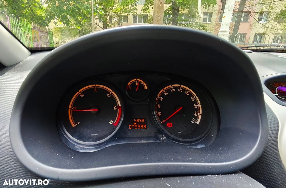 Opel Corsa - 2