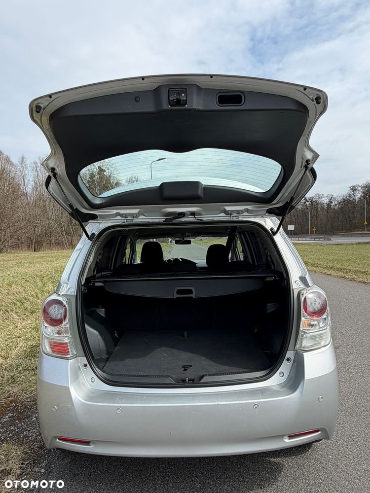 Toyota Verso 2.0 D-4D Luna - 3