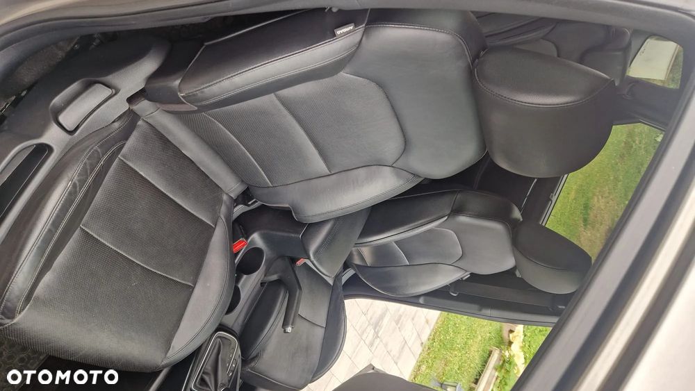 Kia Carens 1.7 CRDi XL - 13