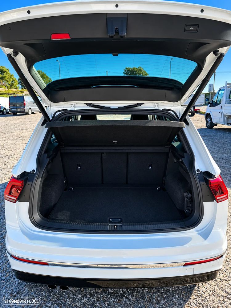VW Tiguan 2.0 TDI SCR 4MOTION DSG R-Line - 9