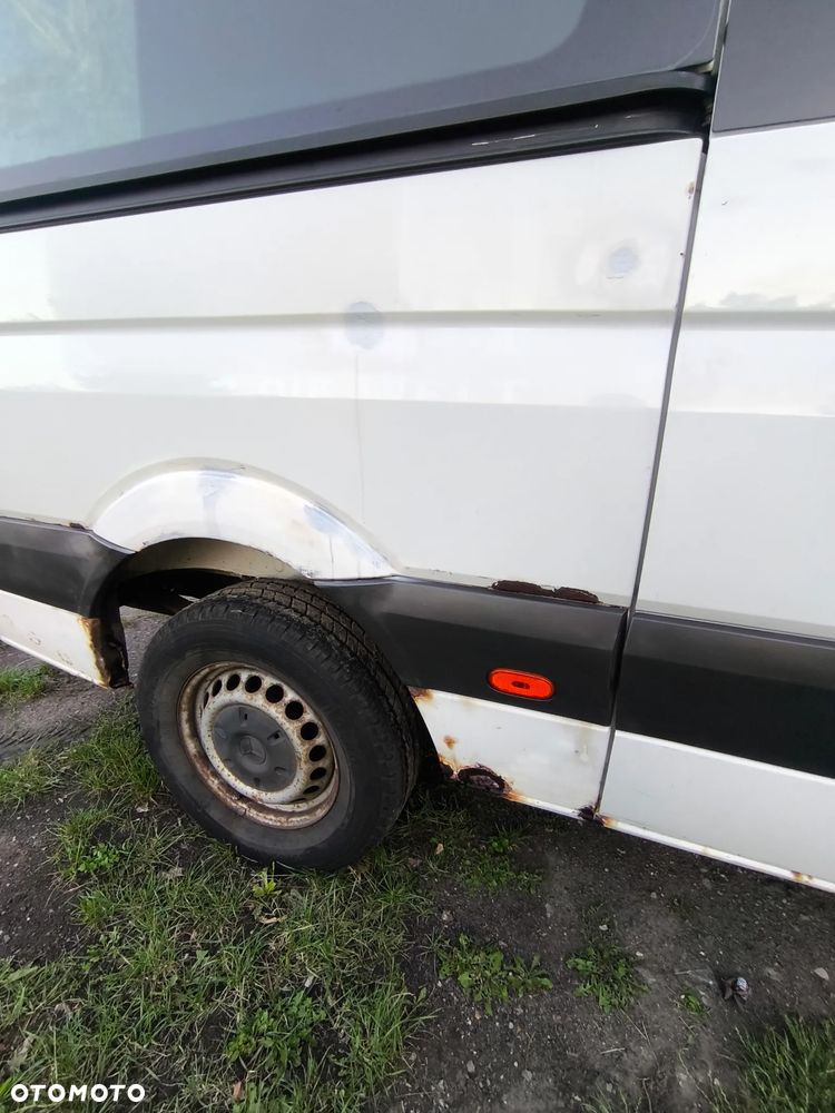 Mercedes-Benz Sprinter - 10