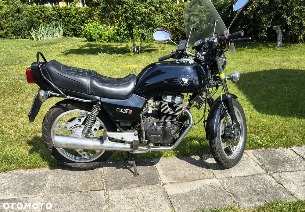 Honda CB - 1