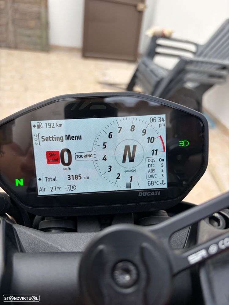Ducati Monster - 11