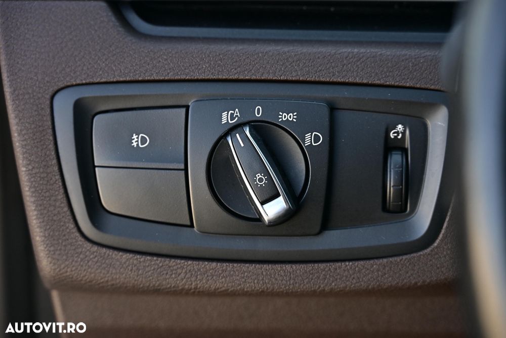 BMW X1 xDrive28i - 12