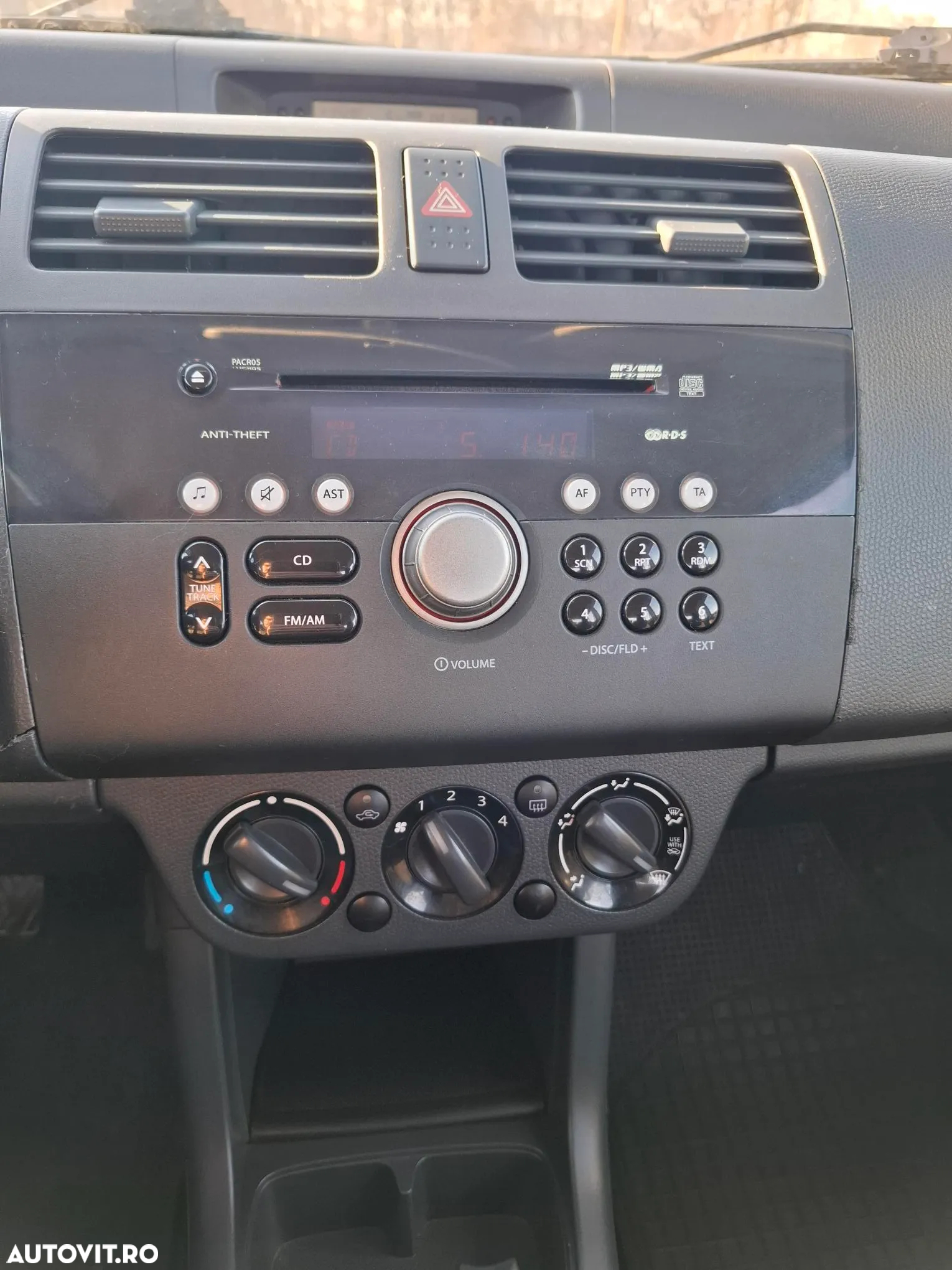 Suzuki Swift 1.3 GS - 17