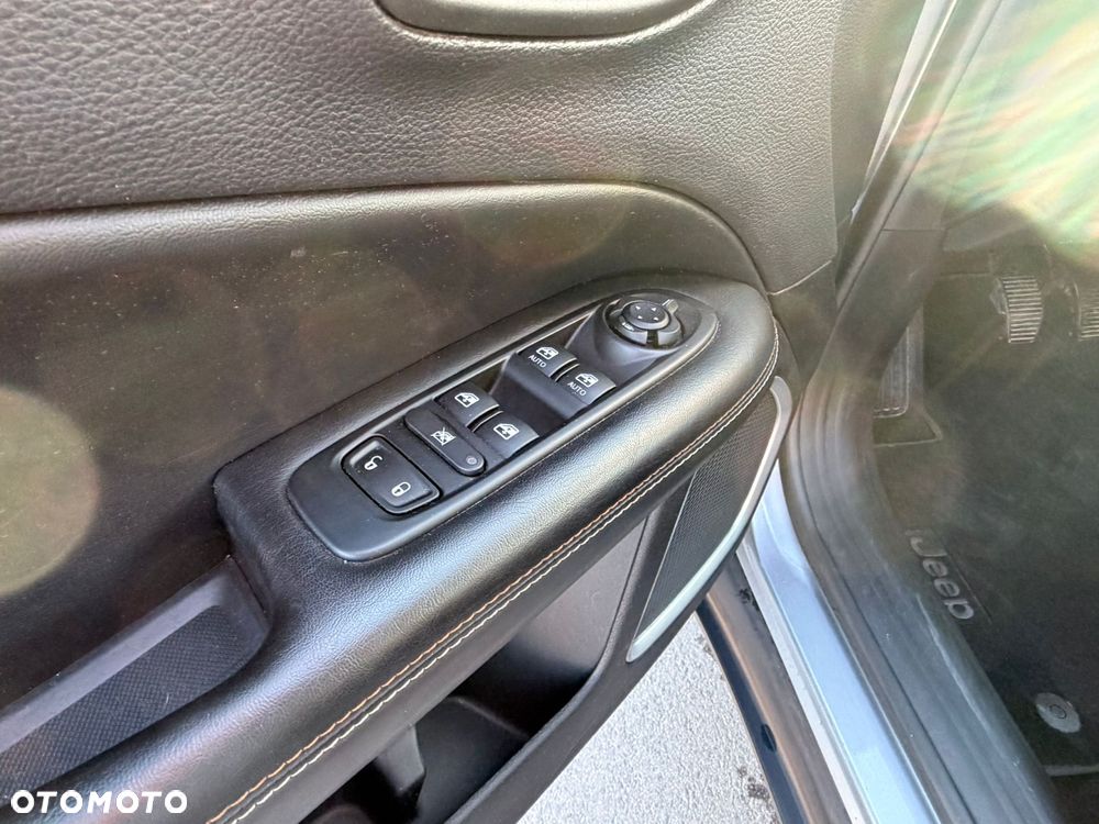 Jeep Compass 1.6 MultiJet Longitude - 9