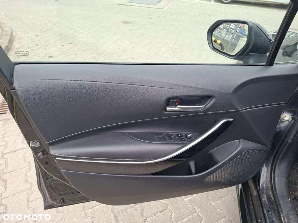 Toyota Corolla 1.8 Hybrid Style - 10