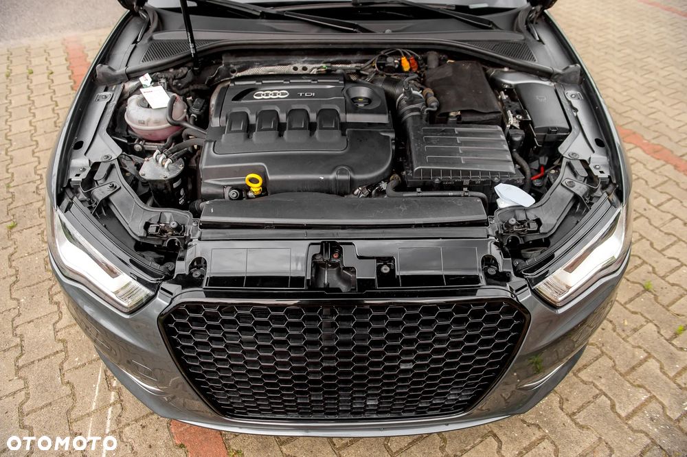 Audi A3 Sportback 2.0 TDI quattro S line Sportpaket - 33