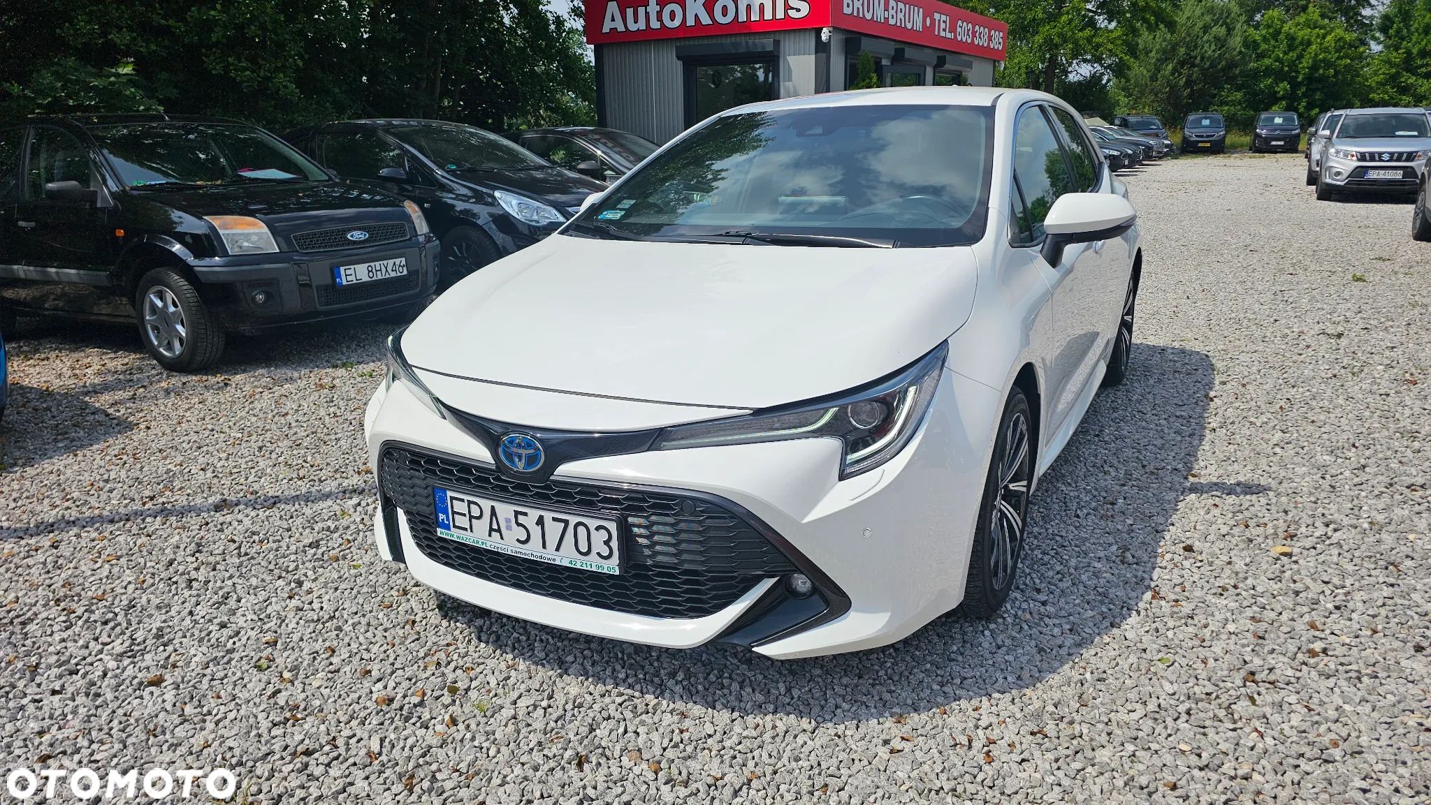 Toyota Corolla 1.8 Hybrid Black&White - 1