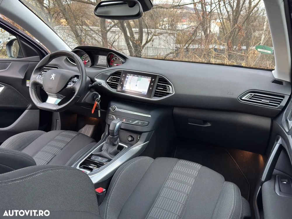 Peugeot 308 1.6 BlueHDi FAP STT Allure Aut. - 17