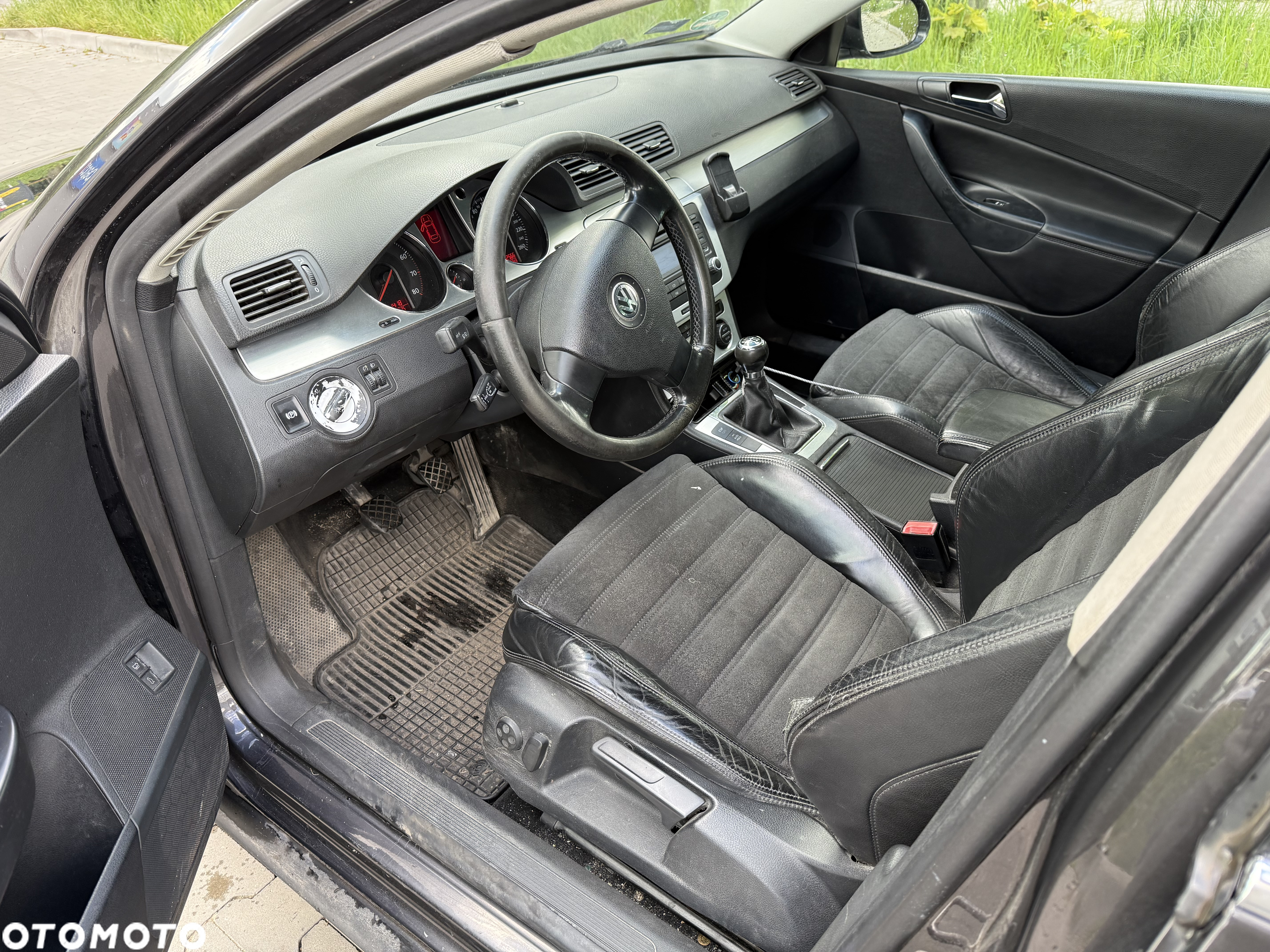 Volkswagen Passat - 10