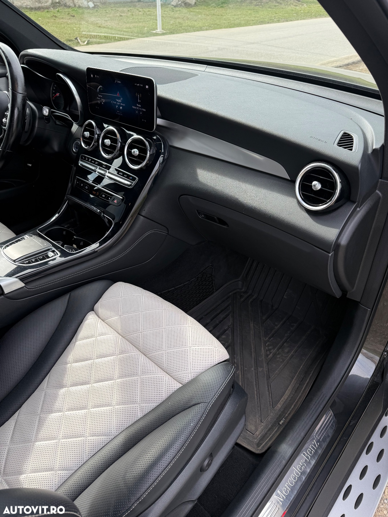 Mercedes-Benz GLC 220 d 4Matic 9G-TRONIC - 26