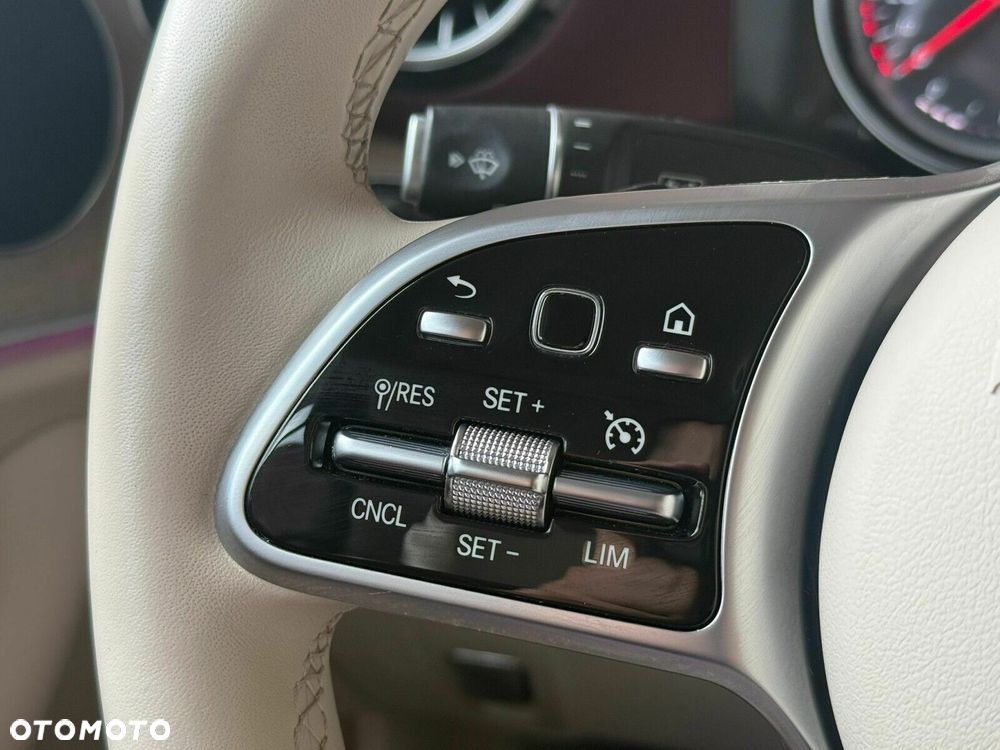 Mercedes-Benz Klasa E - 14