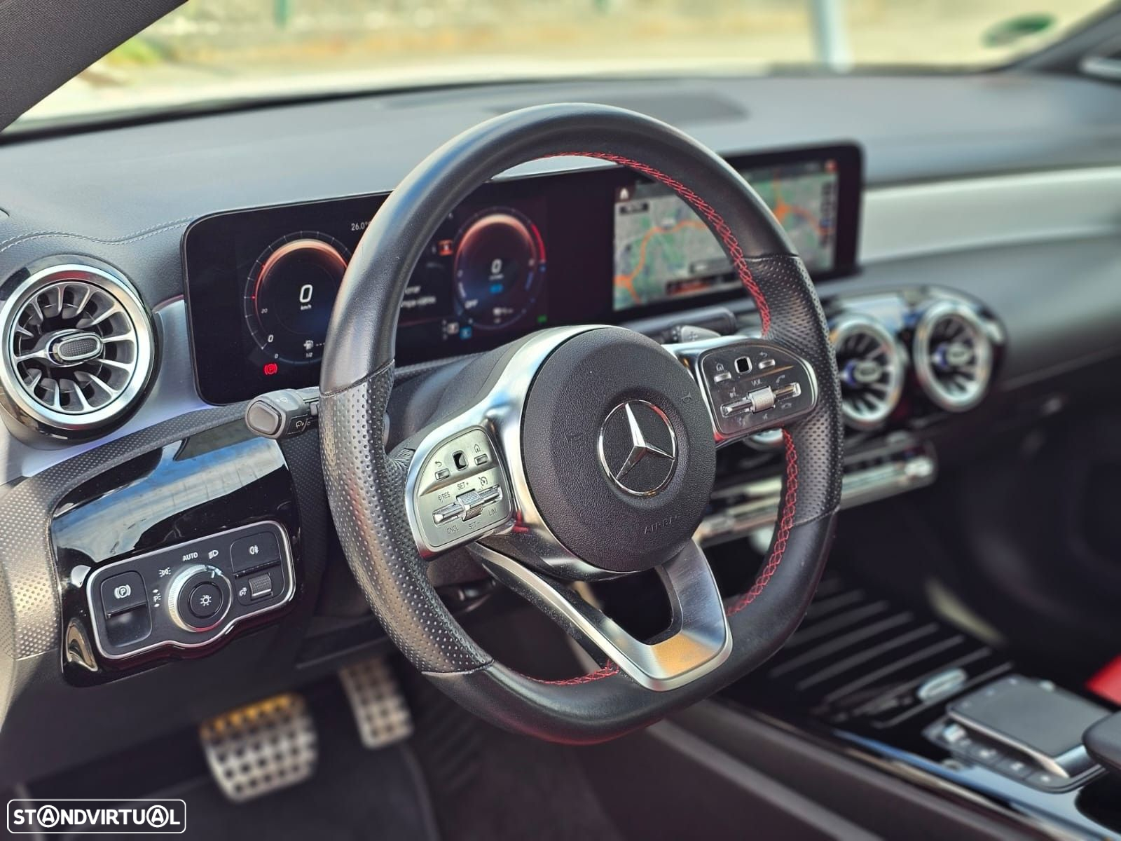 Mercedes-Benz CLA 250 e Shooting Brake AMG Line - 15