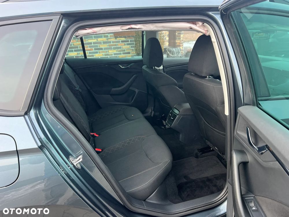 Skoda Kamiq 1.0 TSI DSG Style - 10