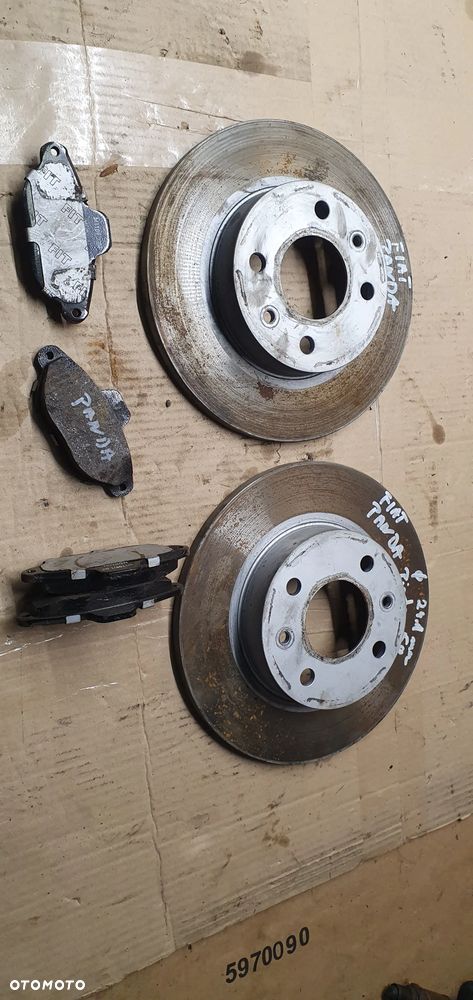Tarcze hamulcowe klocki przód przednie Fiat Panda II Jak nowe!!! - 1