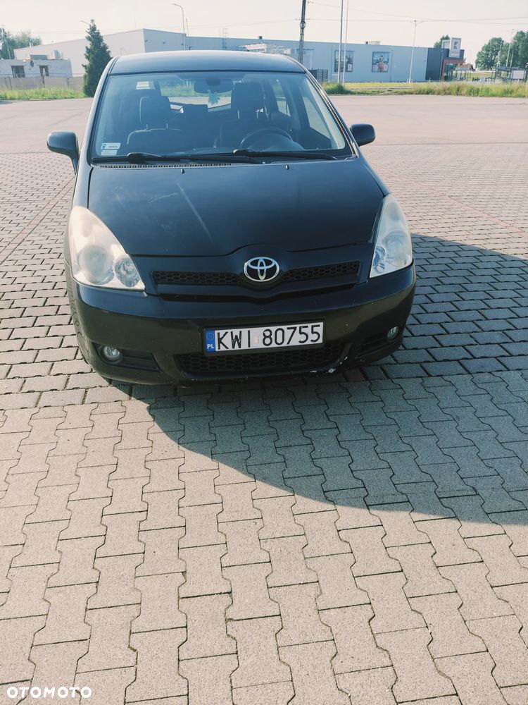 Toyota Corolla Verso 2.0 D-4D - 11