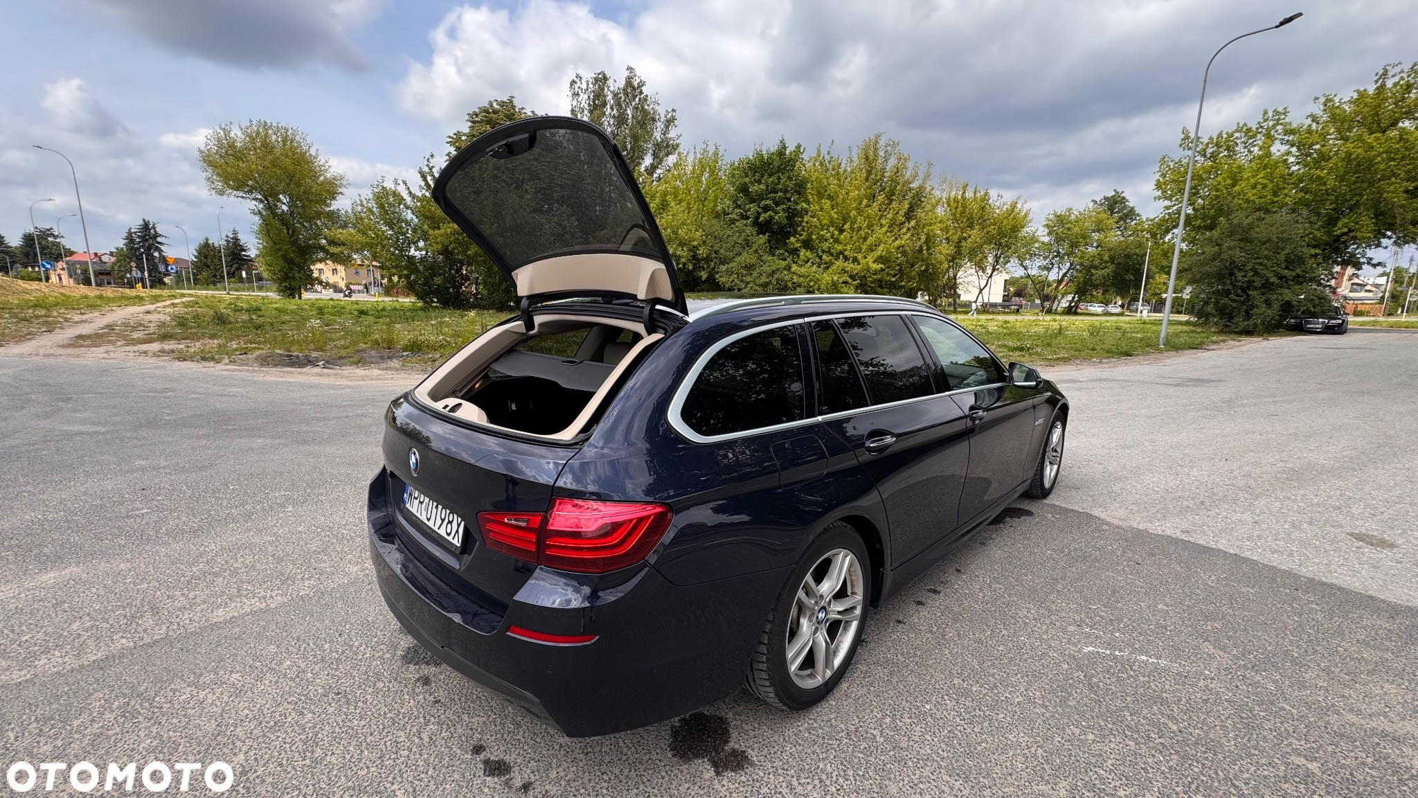 BMW Seria 5 520d Touring - 5