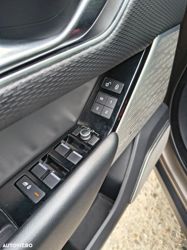 Land Rover Range Rover Velar 2.0 R-Dynamic SE - 10