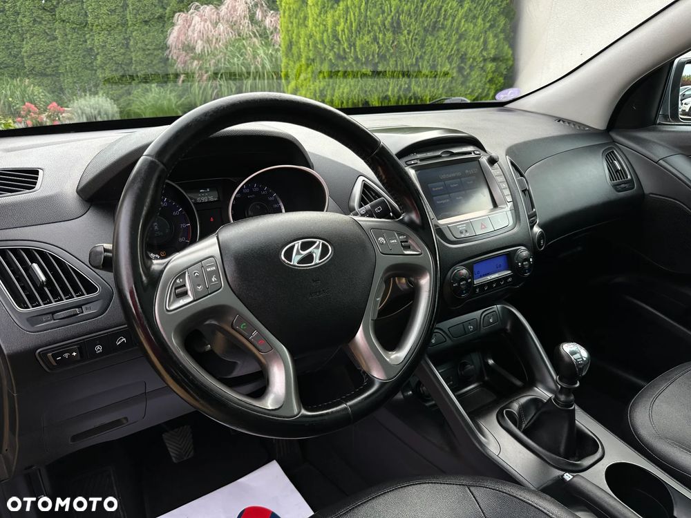 Hyundai ix35 blue 1.6 2WD Finale Silver - 19