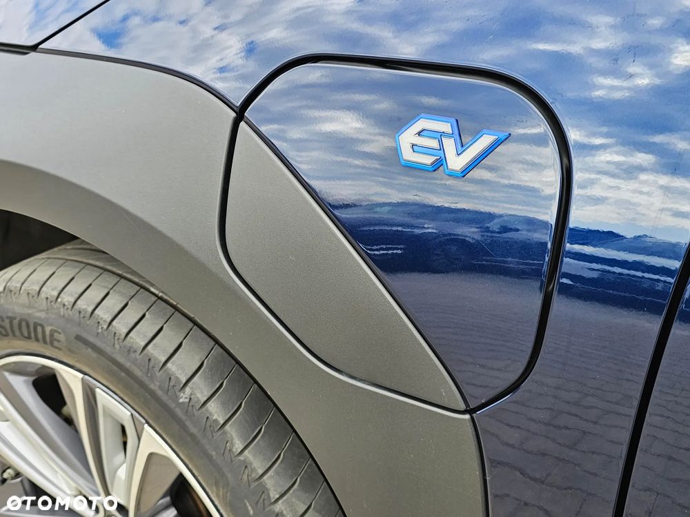 Subaru Solterra 71.4kWh Platinum Plus - 22