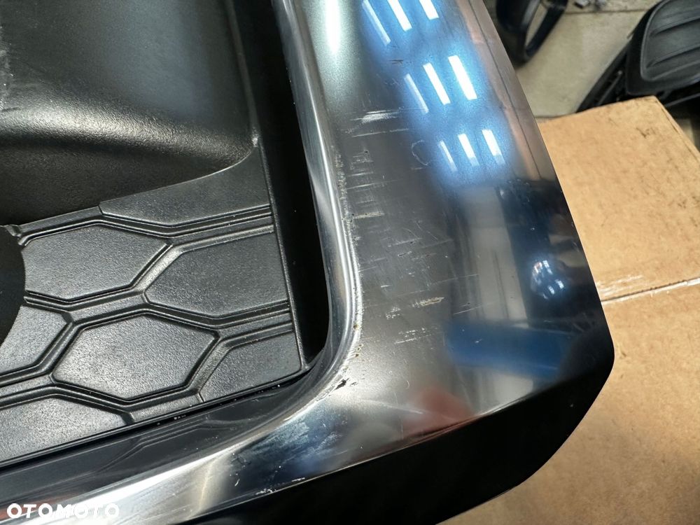 audi a5 b9 s5 s-line kratka zderzaka prawa 8w6807682t - 6
