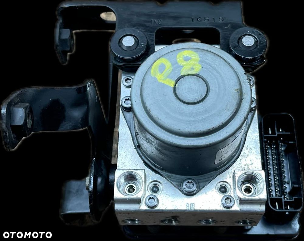 P8 GMC YUKON XL IV 2015 - 6.2 POMPA HAMULCOWA ABS STEROWNIK 84609547 - 1