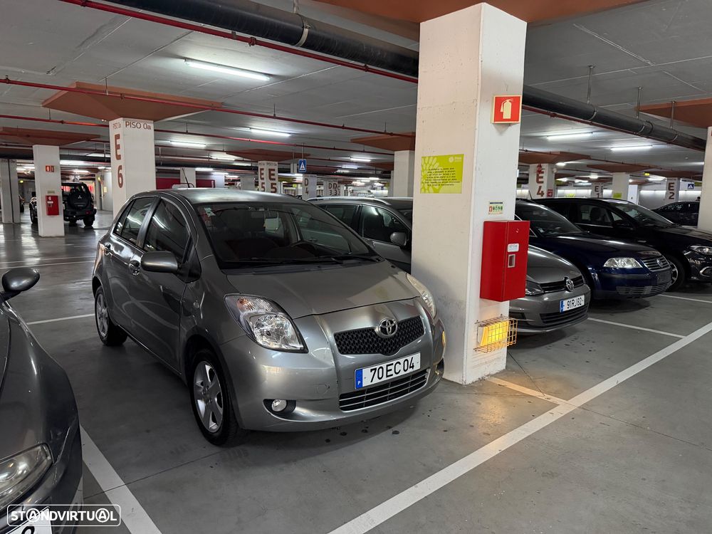 Toyota Yaris 1.0 VVT-i Sol AC+VSC - 1