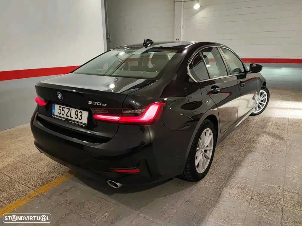 BMW 330 e Auto - 3